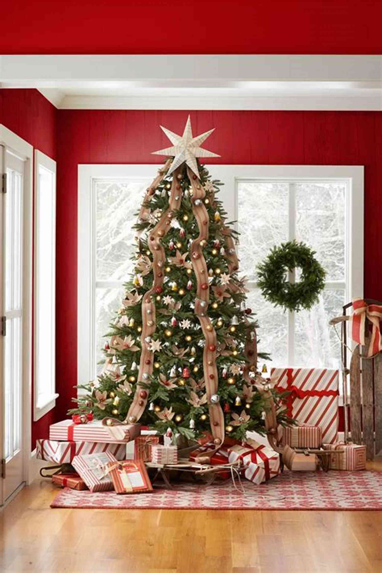 Christmas Decorations On A Tree Tis The Season: To Be Jolly
