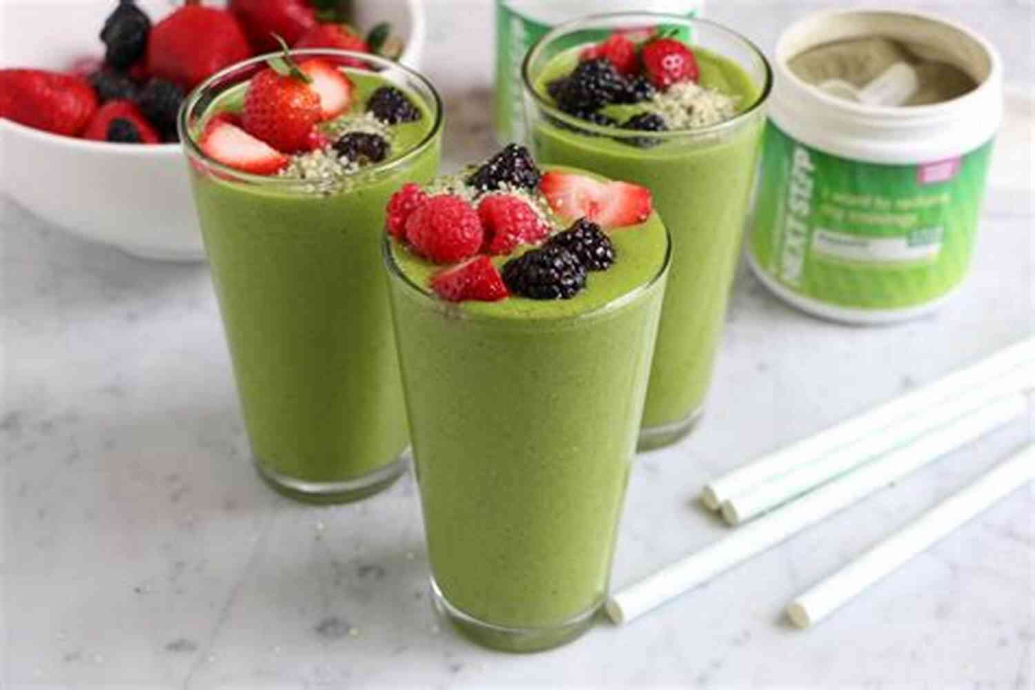 Refreshing Berry Spinach Smoothie Adrenal Fatigue Cookbook: 20 Detailed Food Recipes For Adrenal Fatigue